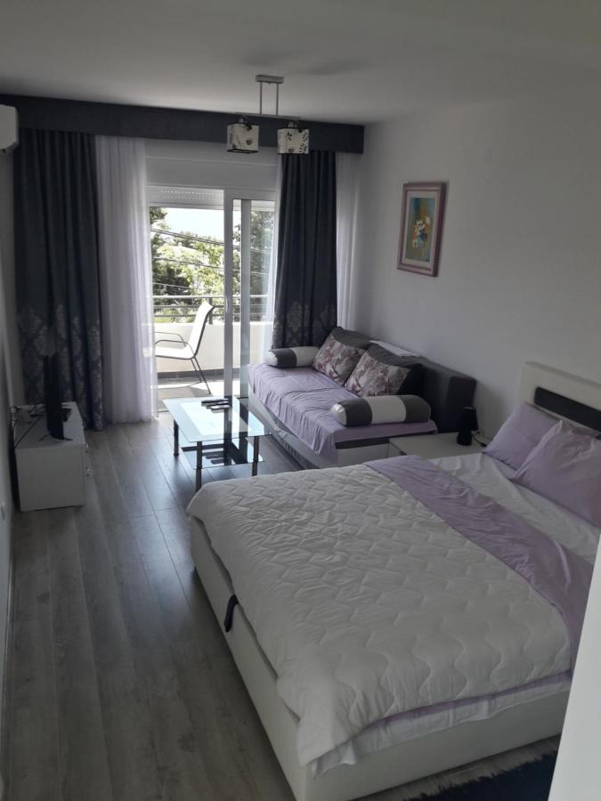 Apartments Stojanovic 乌尔齐尼 外观 照片