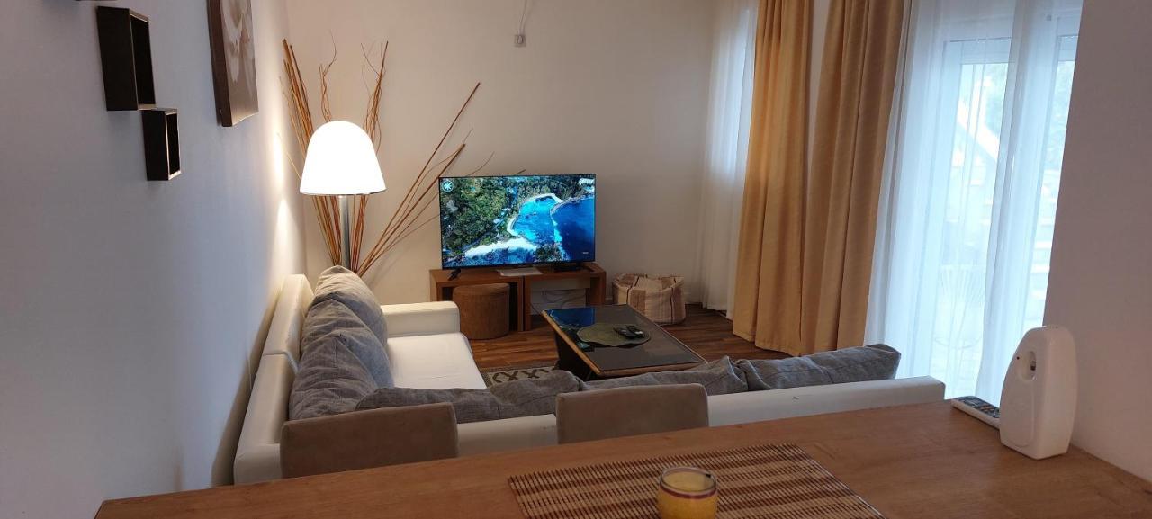 Apartments Stojanovic 乌尔齐尼 外观 照片