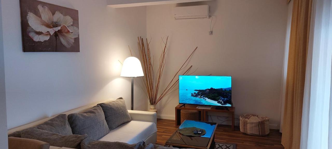 Apartments Stojanovic 乌尔齐尼 外观 照片