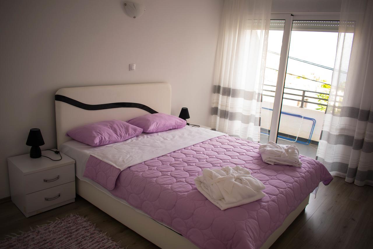 Apartments Stojanovic 乌尔齐尼 外观 照片
